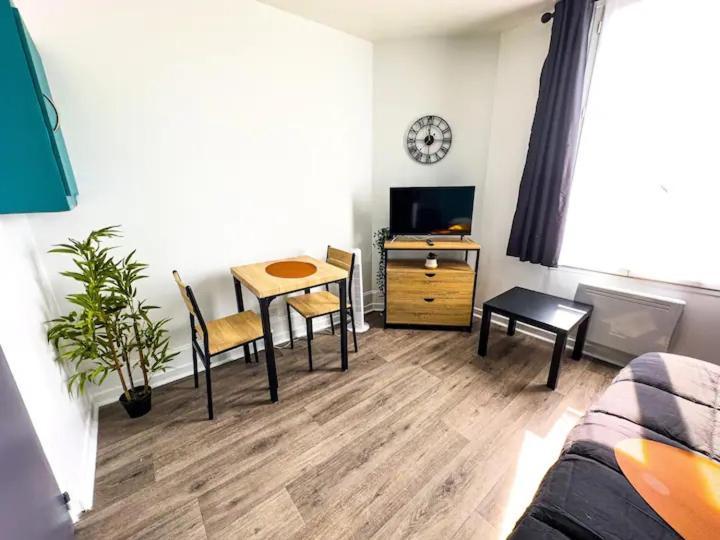 Appartement Cerf1-Centre Ville Meaux-Gare-Disney Kültér fotó