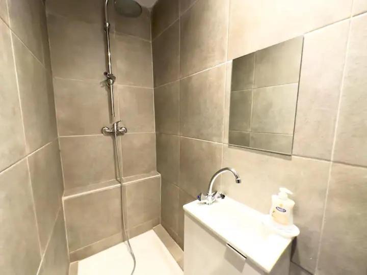 Appartement Cerf1-Centre Ville Meaux-Gare-Disney Kültér fotó